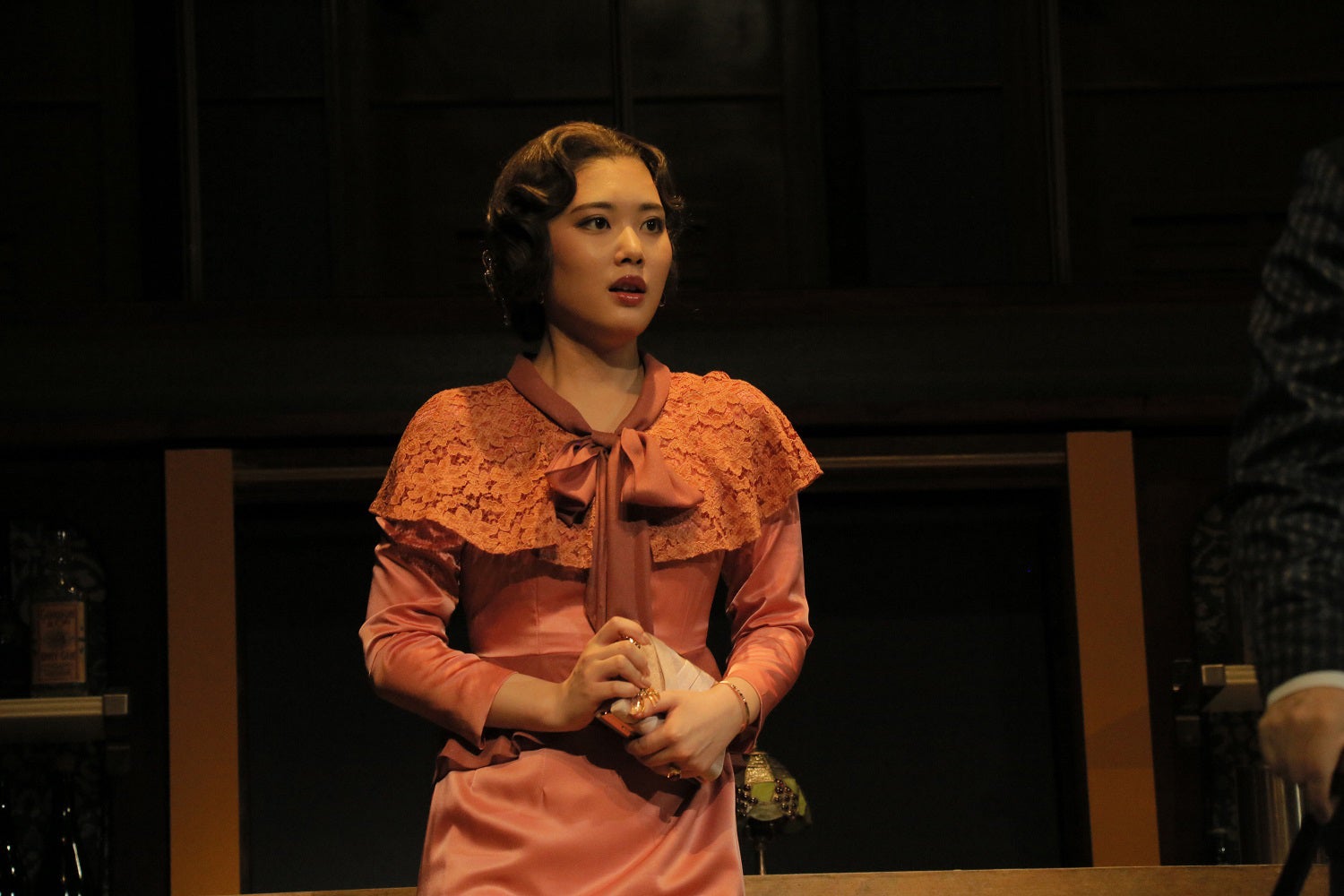 舞台「オリエント急行殺人事件」（提供写真）