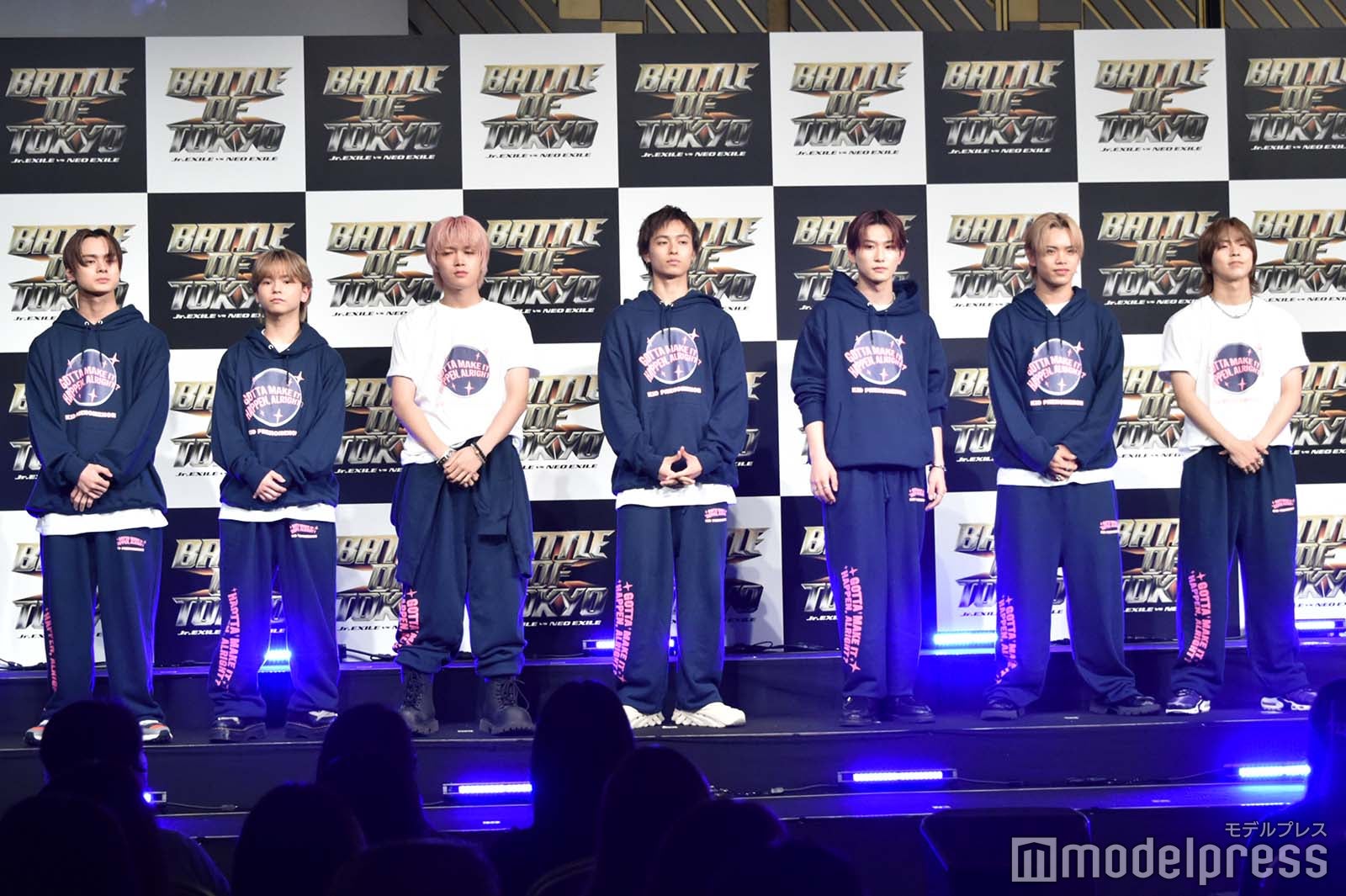 （左から）夫松健介、岡尾琥珀、佐藤峻乃介、山本光汰、遠藤翼空、鈴木瑠偉、川口蒼真／KID PHENOMENON（C）モデルプレス