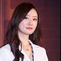 松本まりか「初めての挑戦がたくさん」フェロモン満載のセクシー女医役で新境地