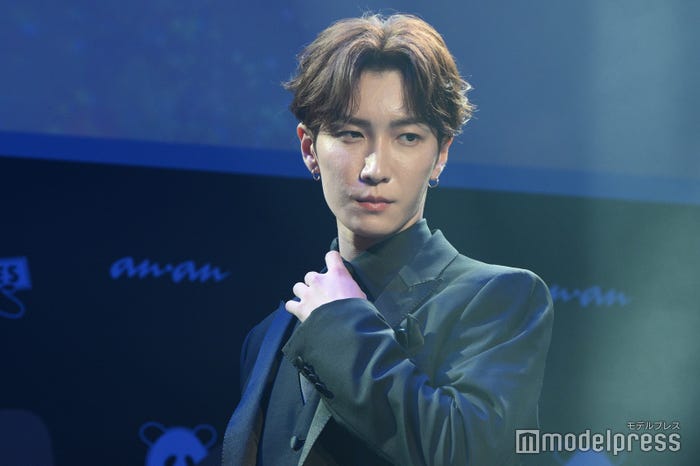 生配信されていることを知らない渡辺翔太(C)モデルプレス