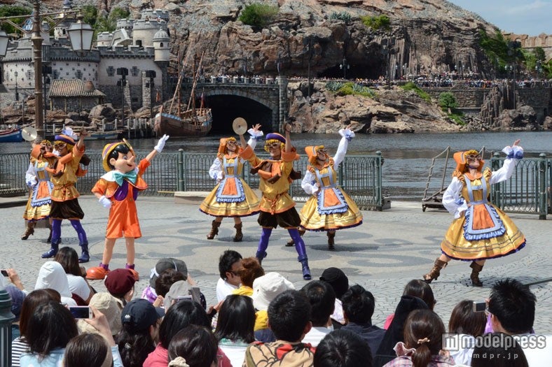 ディズニーシー「ハロウィーン・デイドリーム ―スケルトンズ・サプライズ」