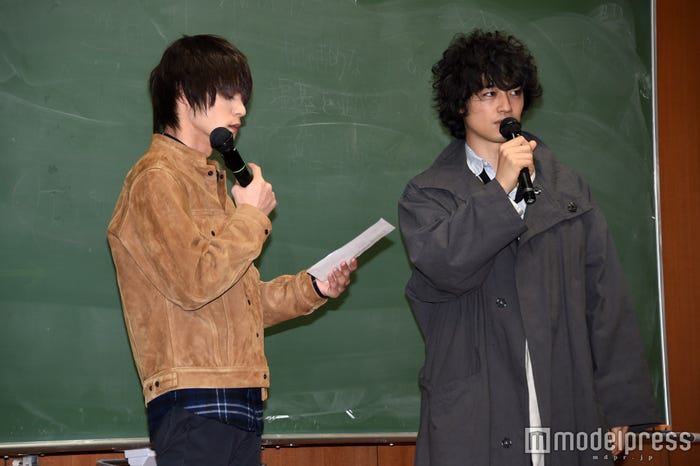 (左から)窪田正孝、斎藤工(C)モデルプレス