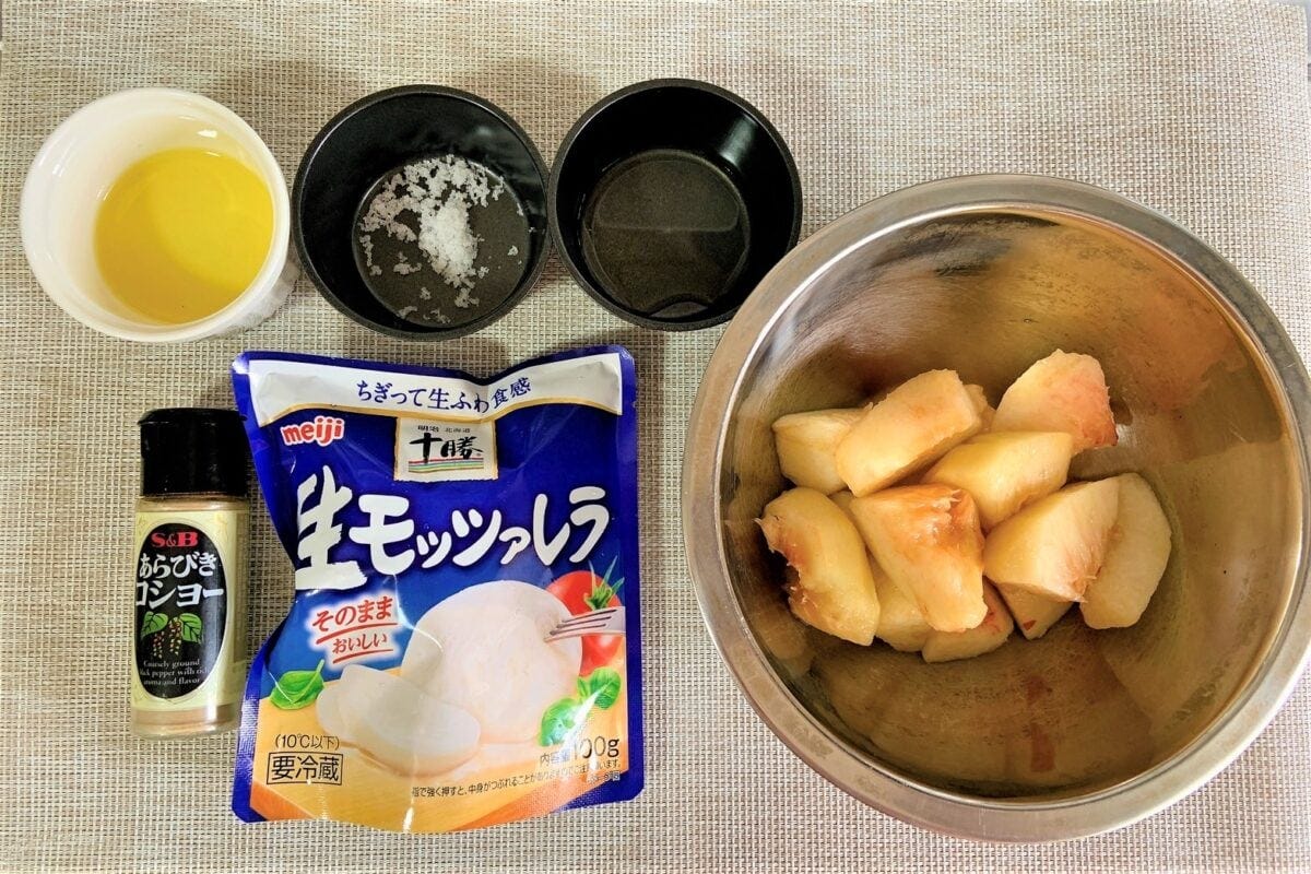 桃のルービックキューブ切り