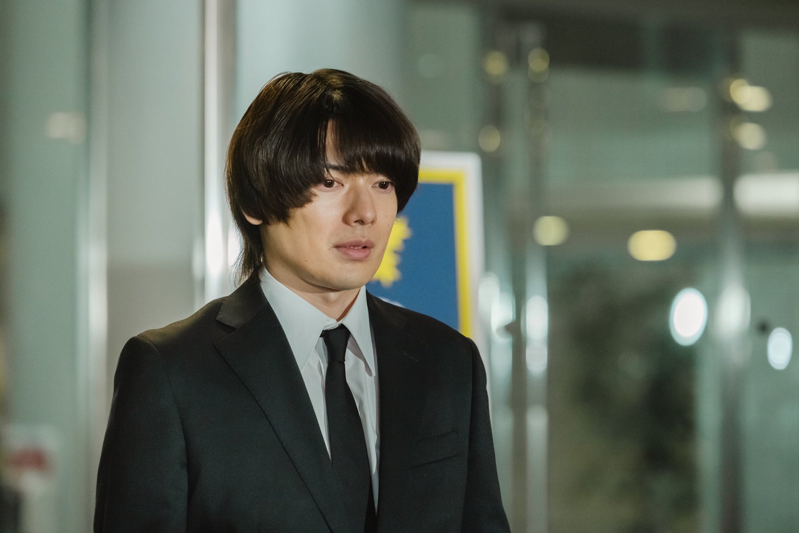 崎山つばさ「ノンレムの窓 2025・新春」より「よーい、フィクション！」（C）日本テレビ