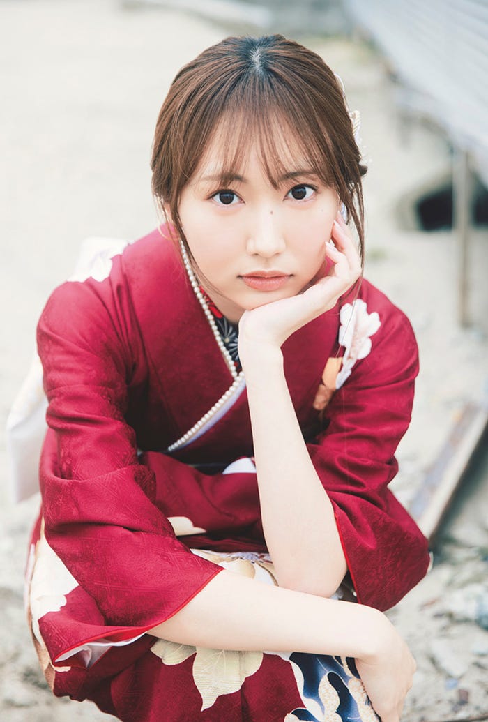 野村実代/「20±SWEET 2023 JANUARY」セブンネットショッピング購入特典ポストカード (提供写真)