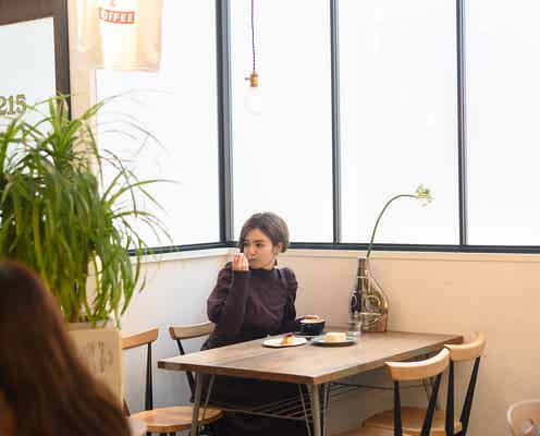 “顔芸”モデル・mirei、地元でナチュラルな素顔「名古屋大事典」表紙に抜擢