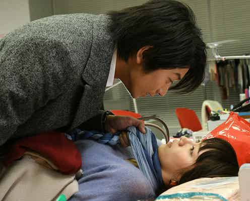 吉岡里帆、複雑な三角関係に揺れ動く「きみが心に棲みついた」<第1話あらすじ>