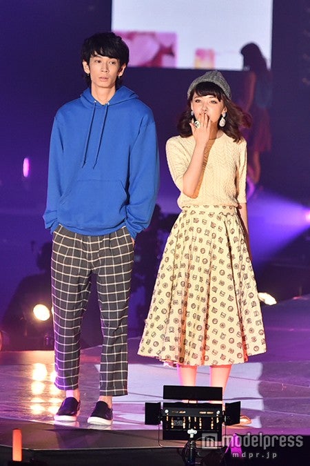 小松史弥、遠藤新菜