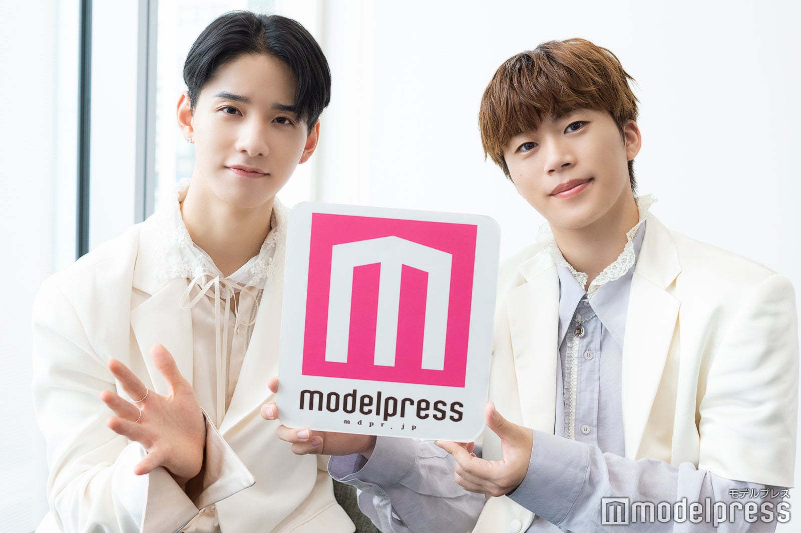 佐藤景瑚、木全翔也（C）モデルプレス