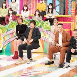 （左から）滝沢カレン、王林、羽鳥慎一、生見愛瑠、長田庄平、松尾駿 （C）日本テレビ
