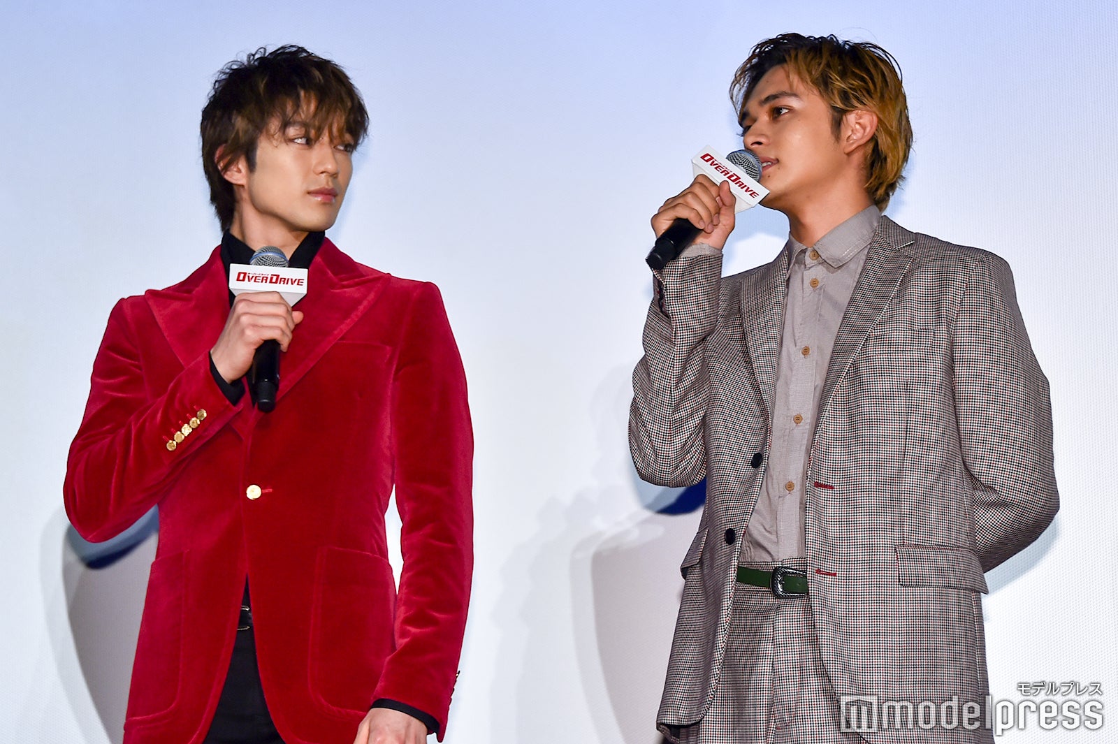 新田真剣佑、北村匠海 （C）モデルプレス