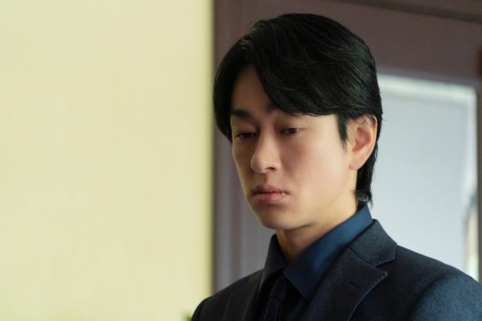 横山裕「スキャンダルイブ」第1話より(C)AbemaTV,Inc.