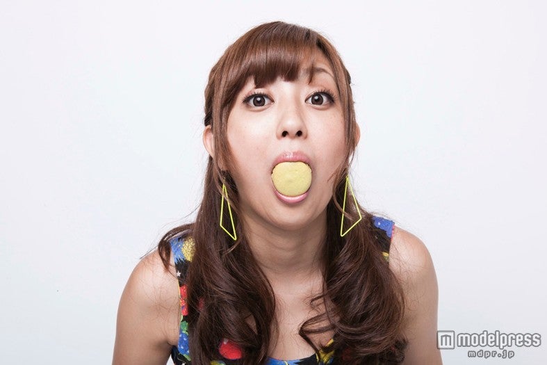 自信初の書籍「※写真はイメージです」（10月30日）を発売する菊地亜美