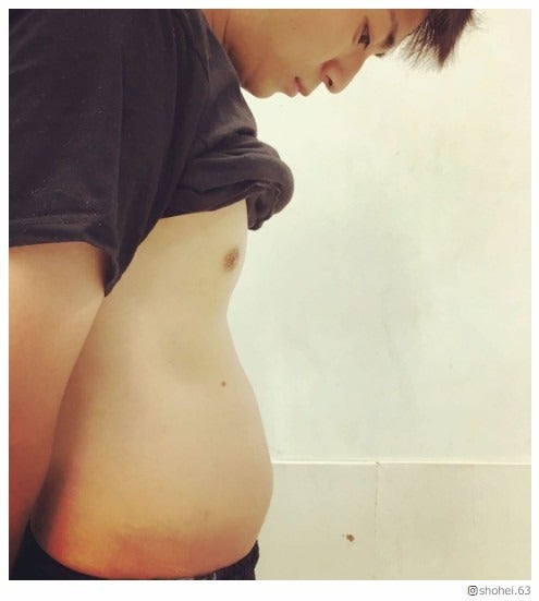 三浦翔平、自身の“ふっくらお腹”披露で感謝 妻・桐谷美玲が第1子妊娠