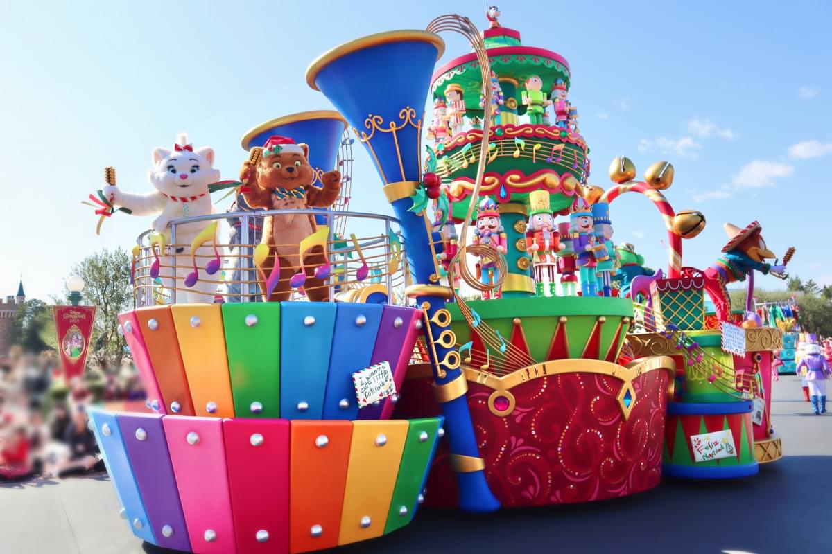 ＜ディズニー・クリスマス＞東京ディズニーランドは10年ぶりにクリスマスパレードがリニューアル！