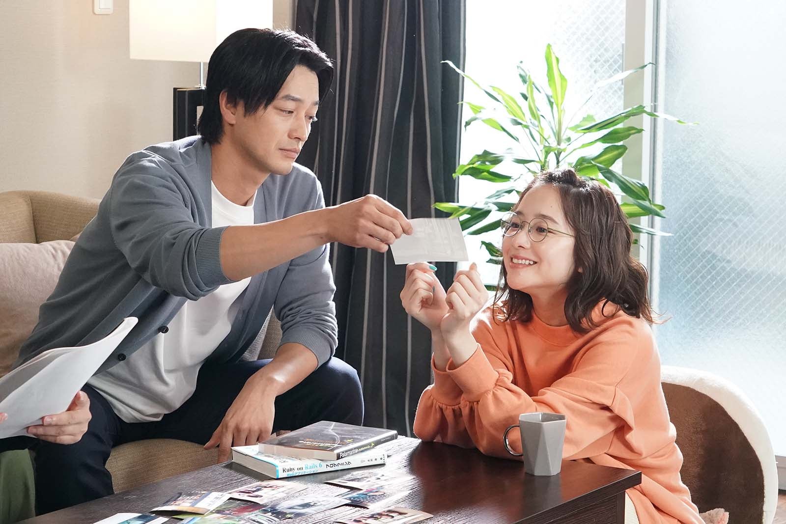 竹財輝之助、堀田真由「CODE―願いの代償―」第6話より（C）読売テレビ・日本テレビ