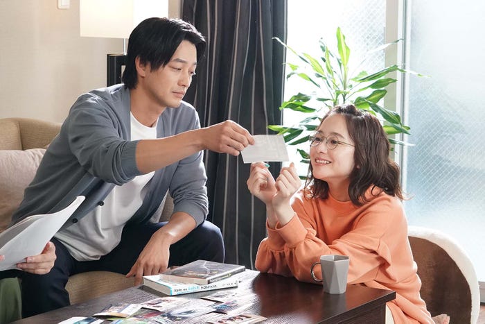 竹財輝之助、堀田真由「CODE―願いの代償―」第6話より(C)読売テレビ・日本テレビ