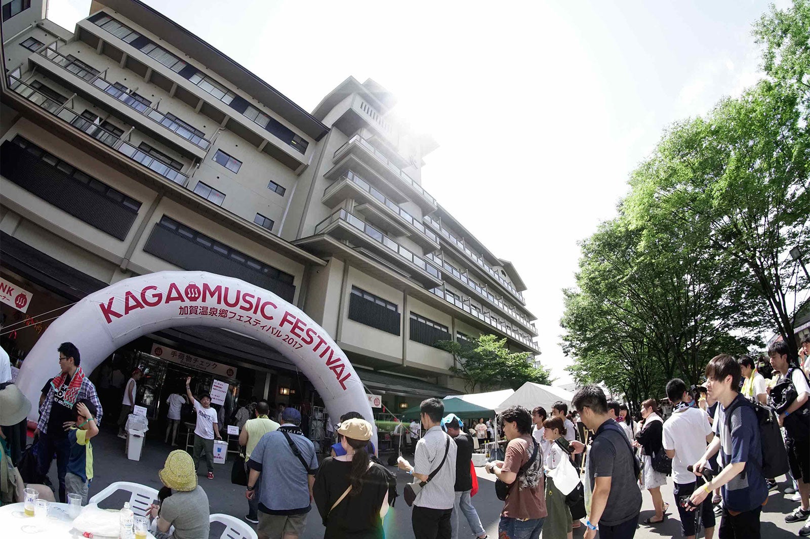 温泉入浴も可能な音楽フェス「加賀温泉郷フェス2018」YonYon＆TOWA TEIら参加＆前夜祭も決定