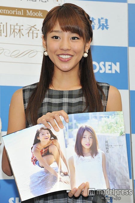 岡副麻希