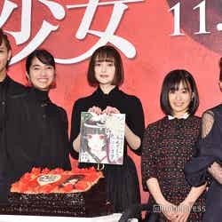 左より：藤田富、仁村紗和、玉城ティナ、森七菜、大場美奈（C）モデルプレス