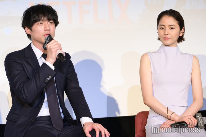 坂口健太郎、長澤まさみ(C)モデルプレス