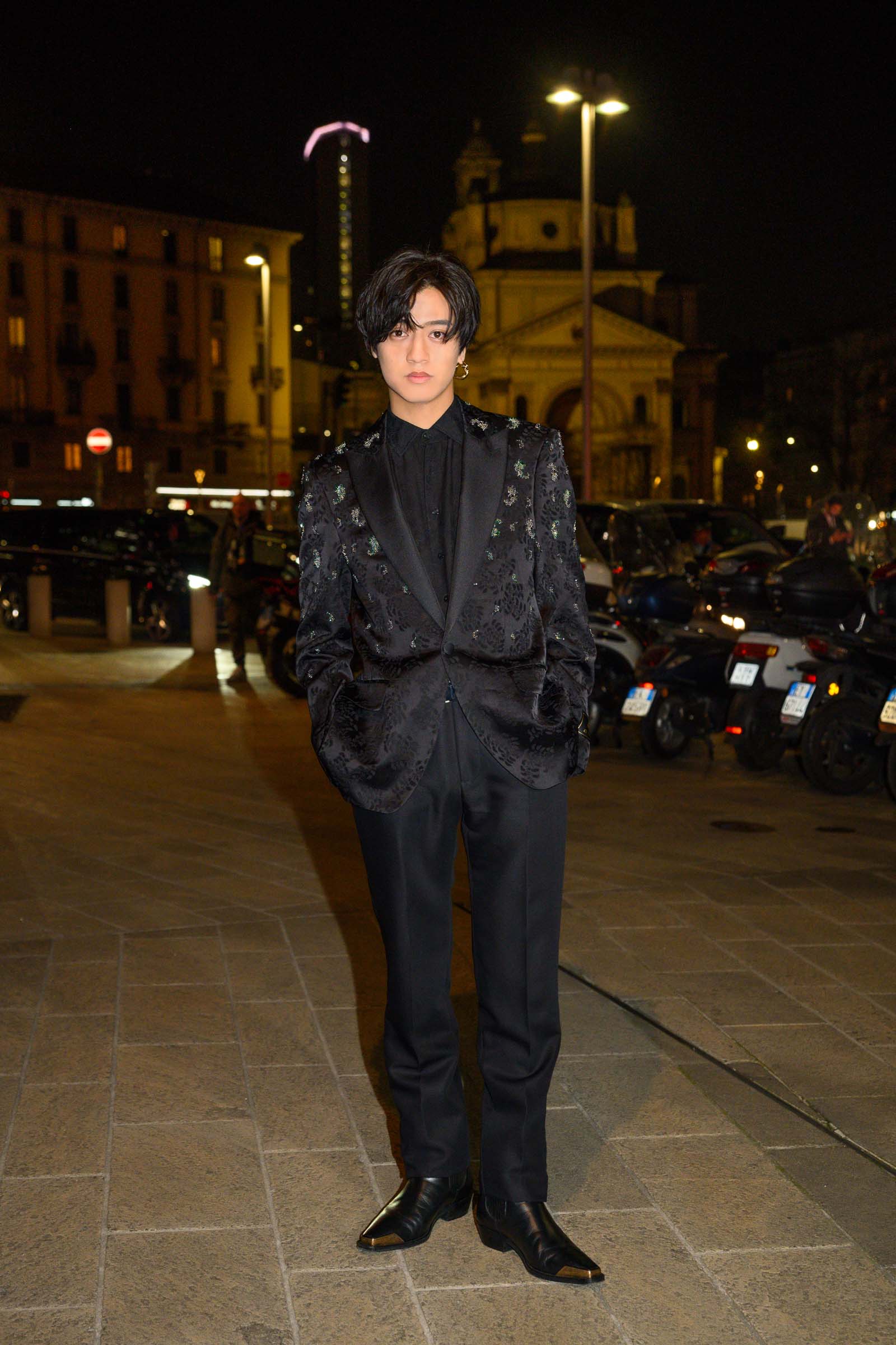 キンプリ高橋海人、ミラノで洗練された輝き放つ「エトロ」秋冬コレクション出席
