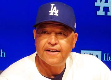 ロバーツ監督 山本由伸は「まるで同点の試合を投げているかのよう」快投の要因は「一番際立ったのは集中力を保ち続けたこと」