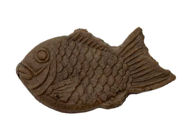 黒いたい焼き（カスタード）（提供画像）