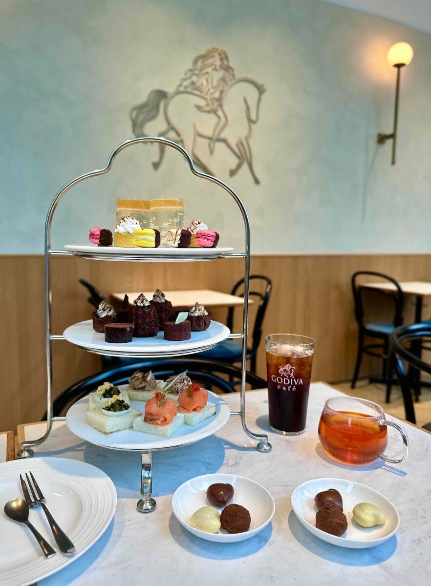 「アフタヌーンティーセット」 1名税込5500円(2名からオーダー可能)