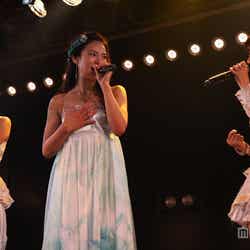 左より;宮澤佐江、秋元才加、大島優子/卒業公演(C)AKS