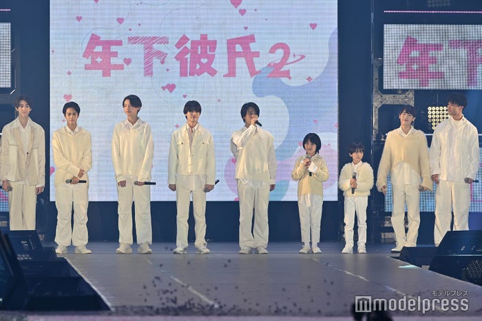 (左から)森ケイン、角紳太郎、伊藤篤志、大西風雅、當間琉巧、岡野すこやか、元重瑛翔、浦陸斗、吉川太郎(C)モデルプレス