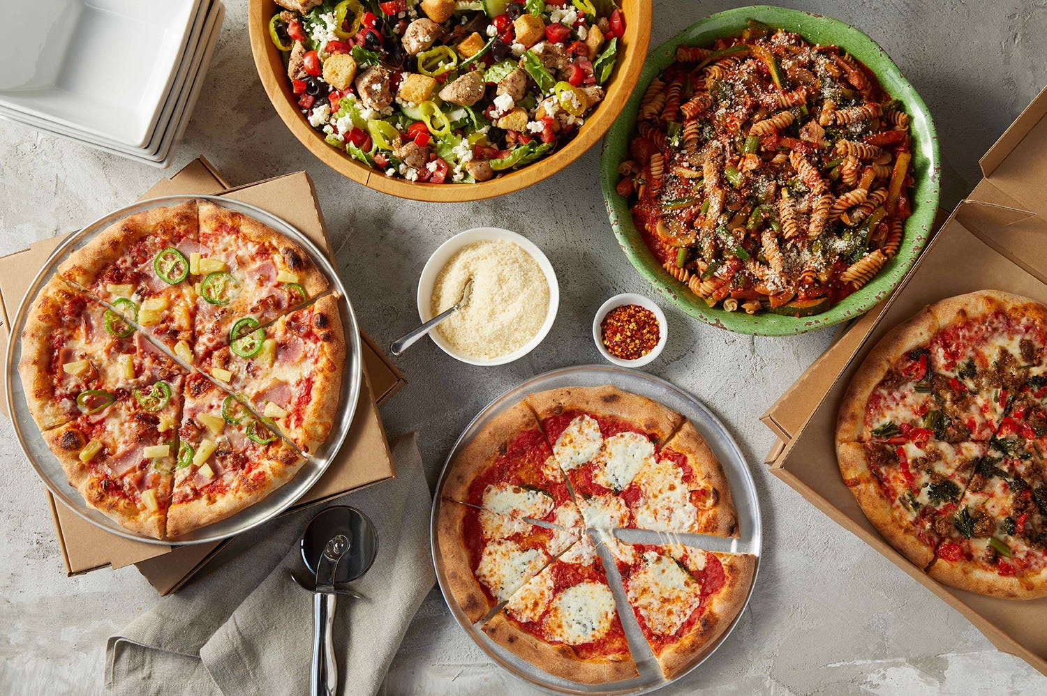 米カスタムピッツァ「クチノバ」東京&大阪に初上陸、組み合わせは1億通り以上