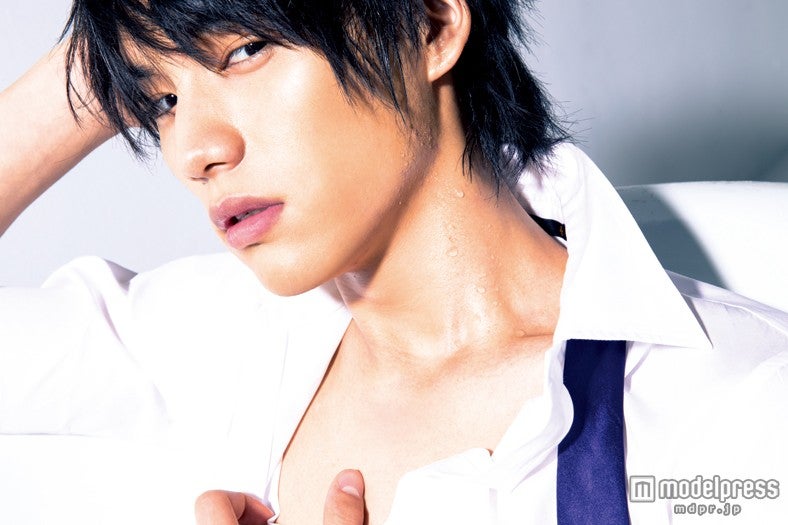 福士蒼汰のセクシーショット解禁「新しい挑戦」