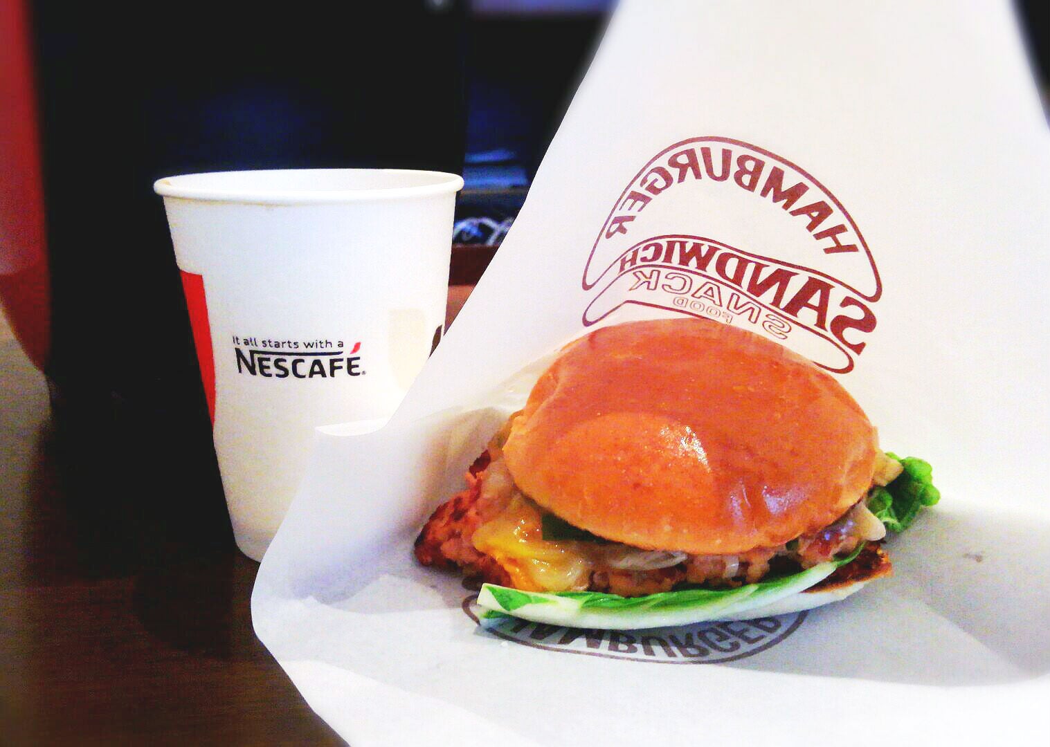 コーヒーとの組み合わせで楽しむ／画像提供：CHANKO-1グランプリ実行委員会