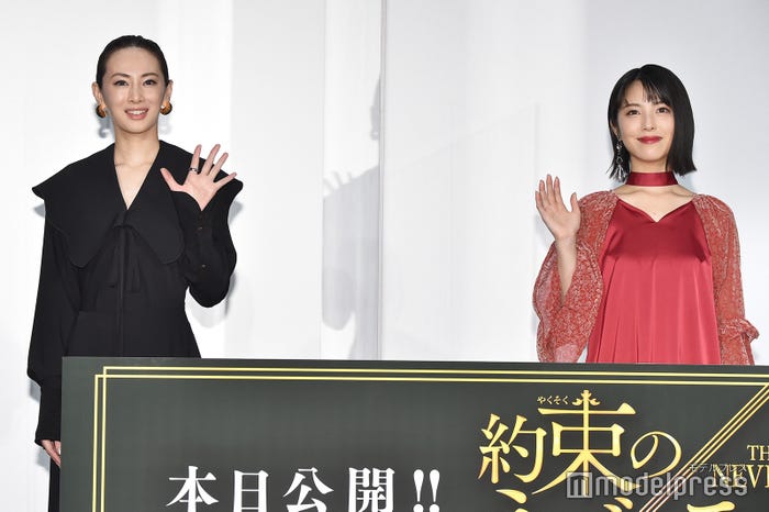 北川景子、浜辺美波(C)モデルプレス