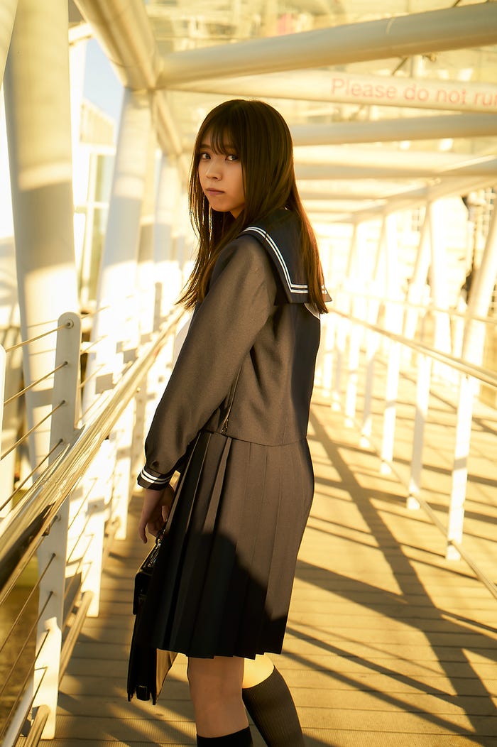 小林由依 写真集アザーカット(織田奈那セレクト)/撮影:鈴木心