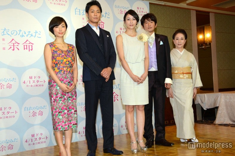 「白衣のなみだ　第一部　余命」制作発表に登場した（左から）MEGUMI、永井大、水野美紀、長谷川朝晴、山本陽子