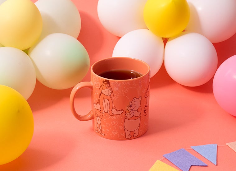 ホットハニーティー（C）Disney．Based on the "Winnie the Pooh" works by A．A．Milne and E.H. Shepard．