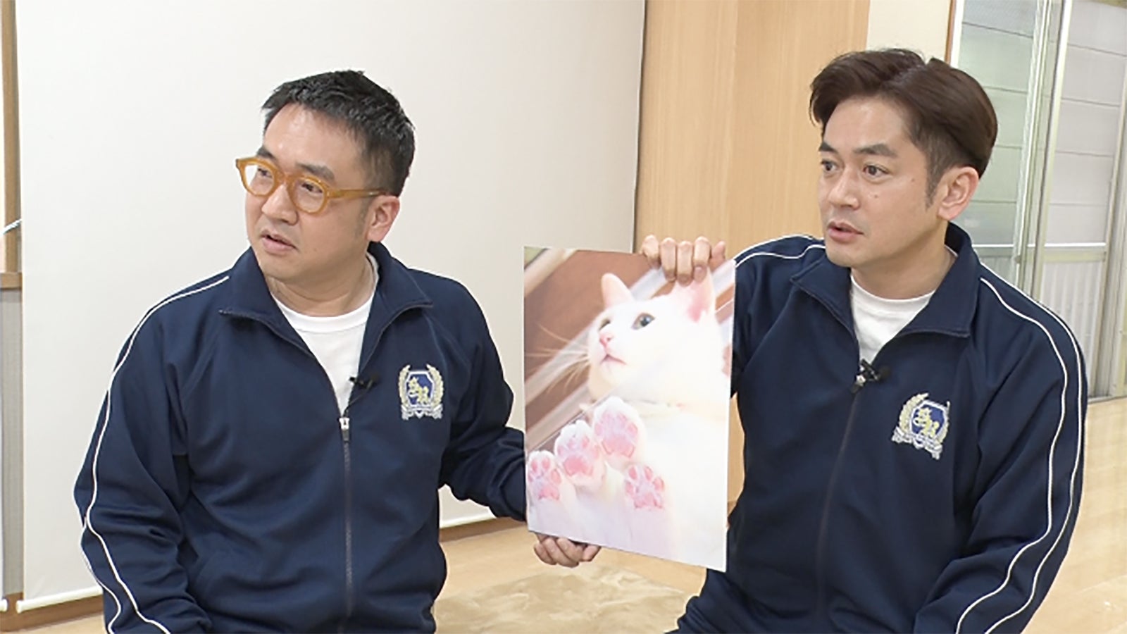 （左から）中西茂樹、那須晃行（C）日本テレビ