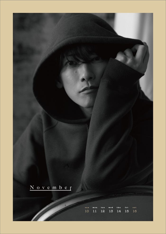 佐藤健「TAKERU SATOH 2024 CALENDAR」(提供写真)