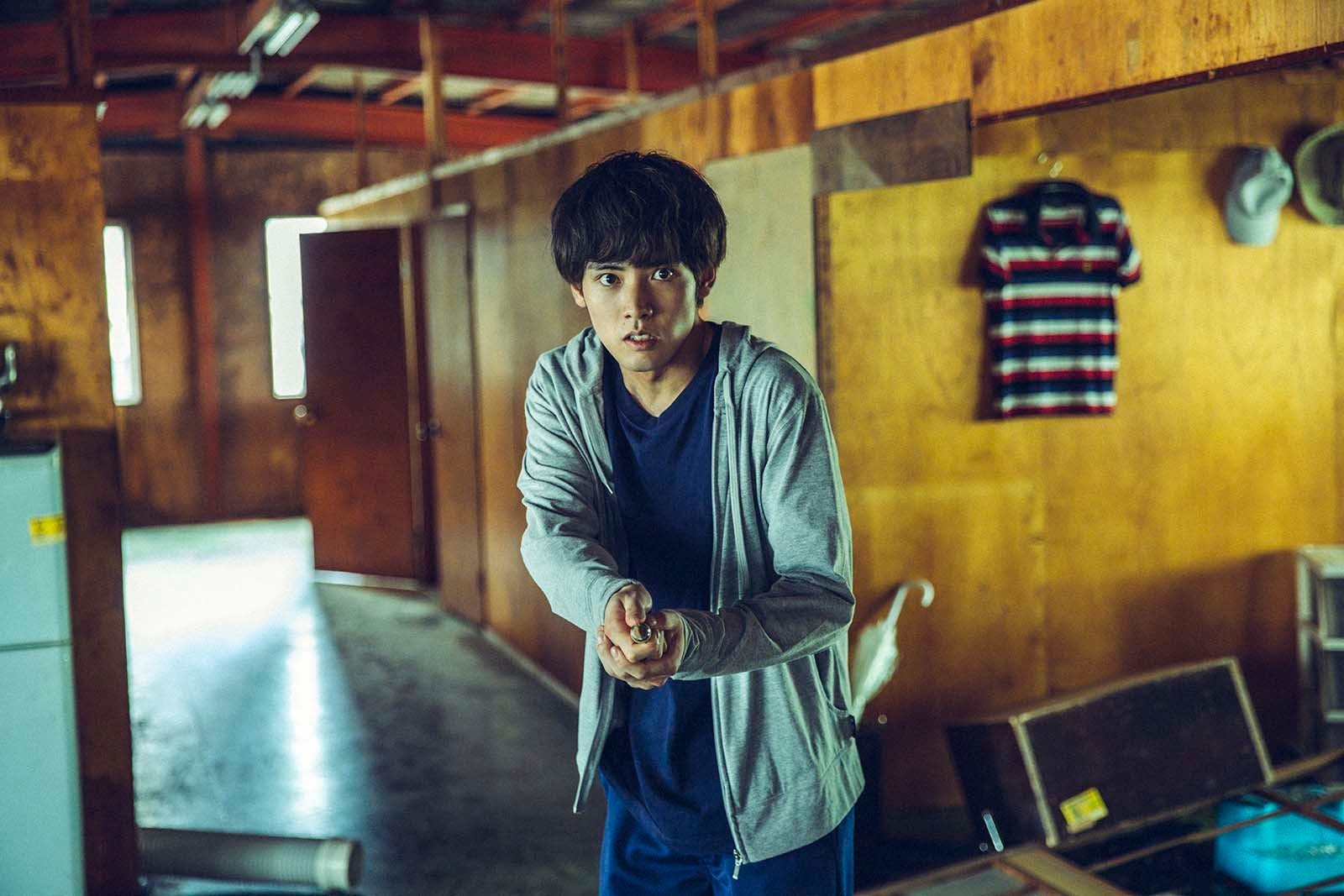 赤楚衛二「WOWOWオリジナルドラマ ヒル」（C）WOWOW