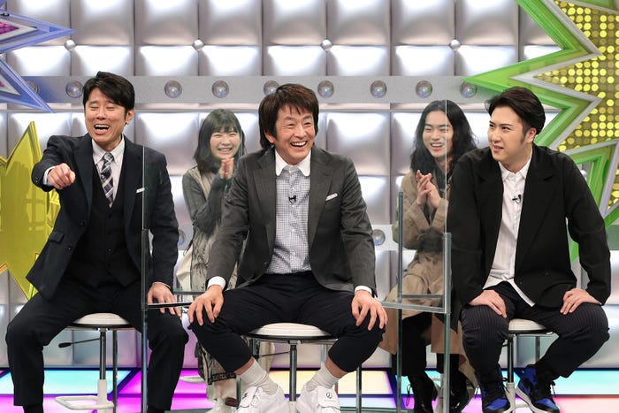(左から)原田泰造、伊藤沙莉、堀内健、菅田将暉、尾上松也 (C)フジテレビ