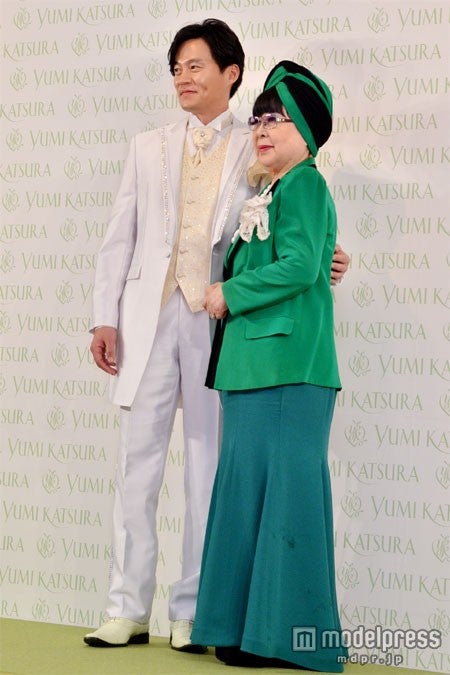 イ・ソジン、桂由美氏