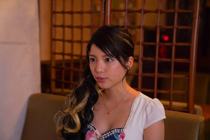 川島海荷/「GIVER 復讐の贈与者」第4話より(C)テレビ東京