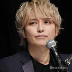 手越祐也 緊急会見でロックテイスト らしさ全開 ファッションが話題 会見 モデルプレス 手越祐也 緊急会見でロックテイスト らしさ全開 ファッションが話題 会見 モデルプレス