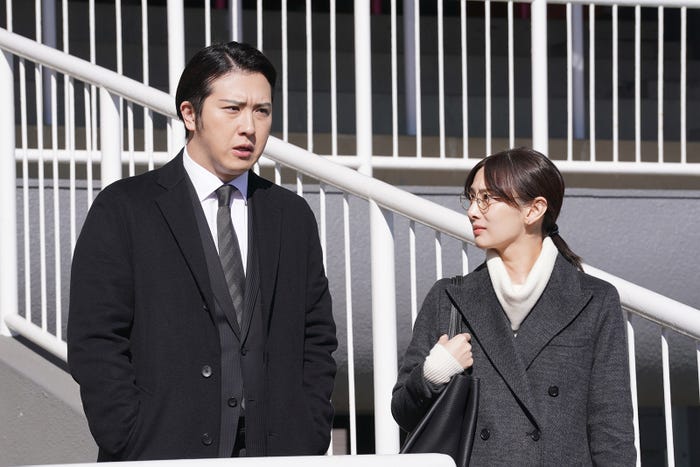 尾上松也、北川景子 「女神の教室~リーガル青春白書~」第6話より(C)フジテレビ