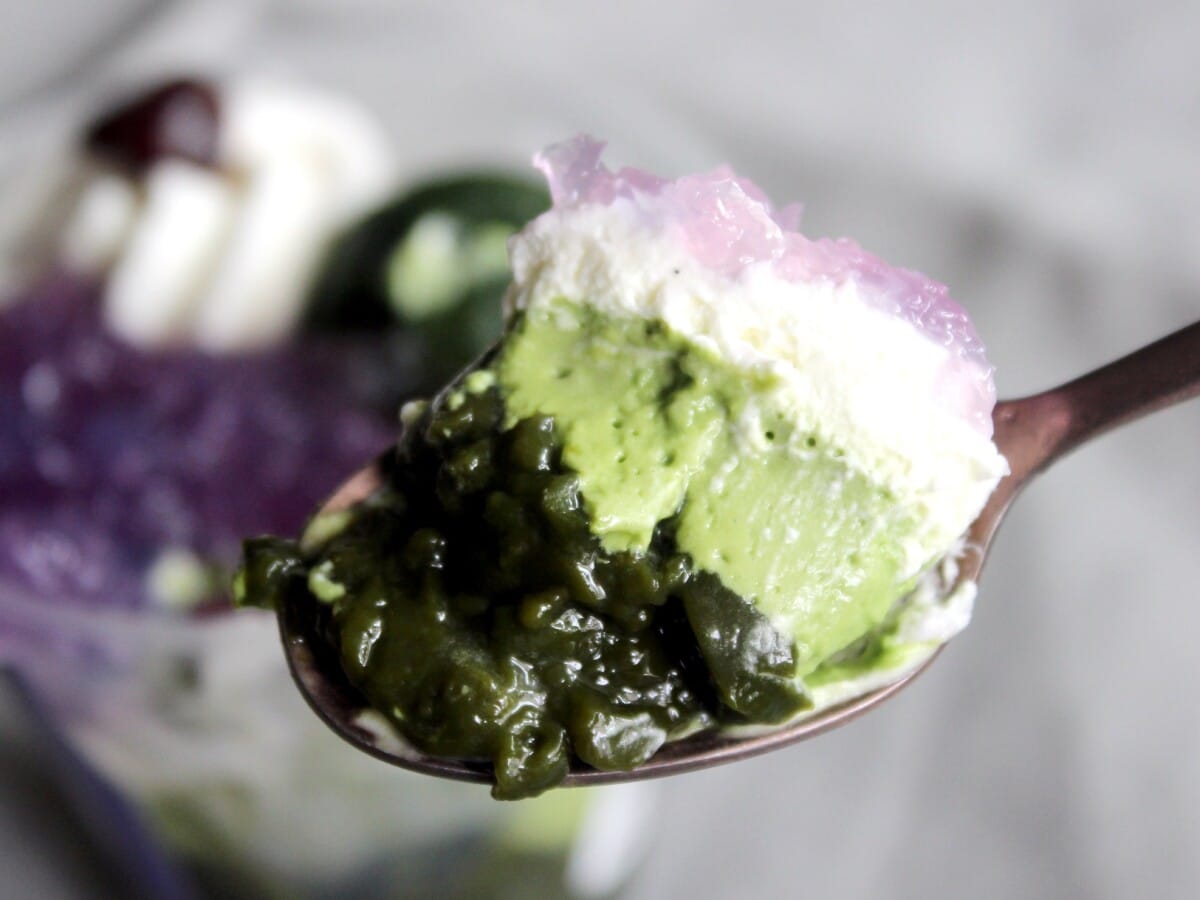 中盤は、ミルク感のある抹茶ムースとバニラムースでまったり