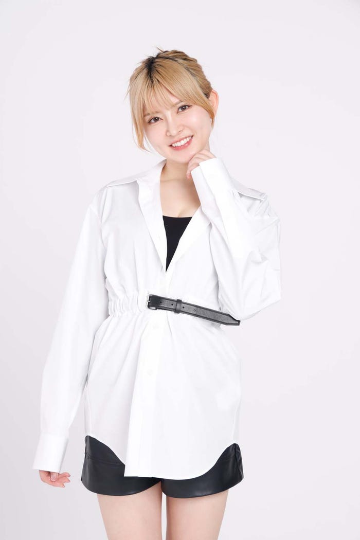 亀井翠「Dark Idol」(C)ABEMA