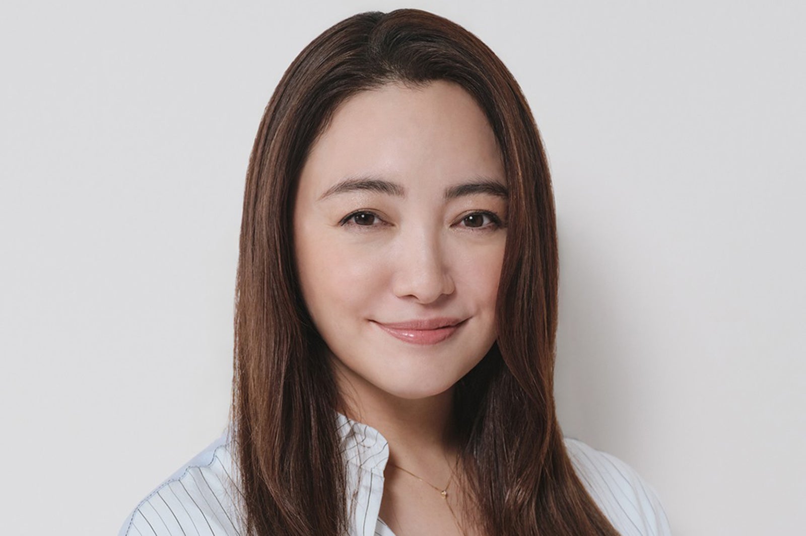 仲間由紀恵「小さい頃は、神様がいて」（C）フジテレビ