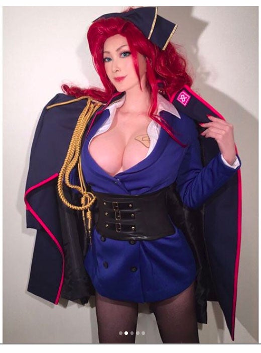 叶美香、マシュマロバストあらわな「ヒプマイ」のコスプレ披露 ファンとの“約束”果たし感動の声